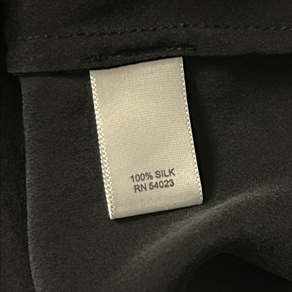 Banana Republic Silk Black Off-Shoulder Dress size 4. 100% silk - Picture 3 of 7